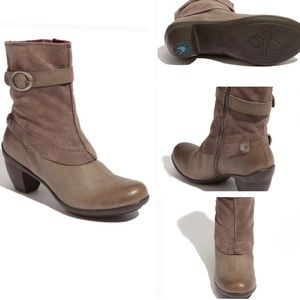 OTBT | Emporia Boots Taupe - 9B